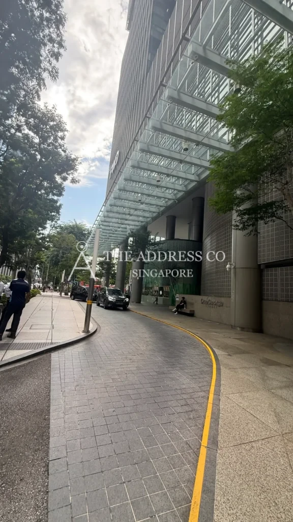 One George Street — Photo 3